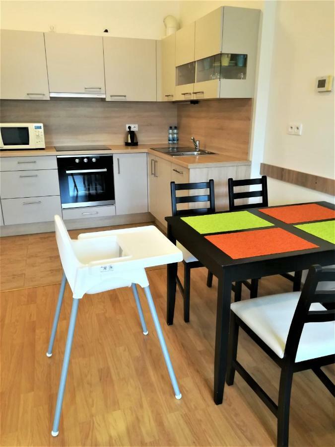 Apartment Promenada Poděbrady Esterno foto